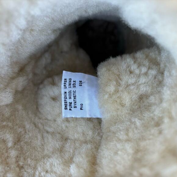 Uggs Australia Sundance II Suede Boots Size 9 Sheepskin with Pure Wool Lining - Picture 9 of 9